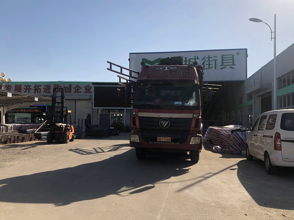 鹽城公交站臺(tái)發(fā)貨圖 鹽城公交站臺(tái)發(fā)貨圖